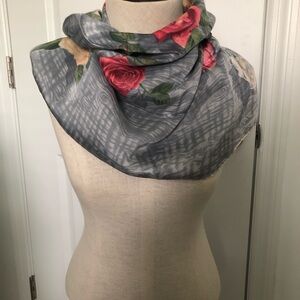 Vintage Gray Silk Rose Print Floral Scarf with Rolled Hem